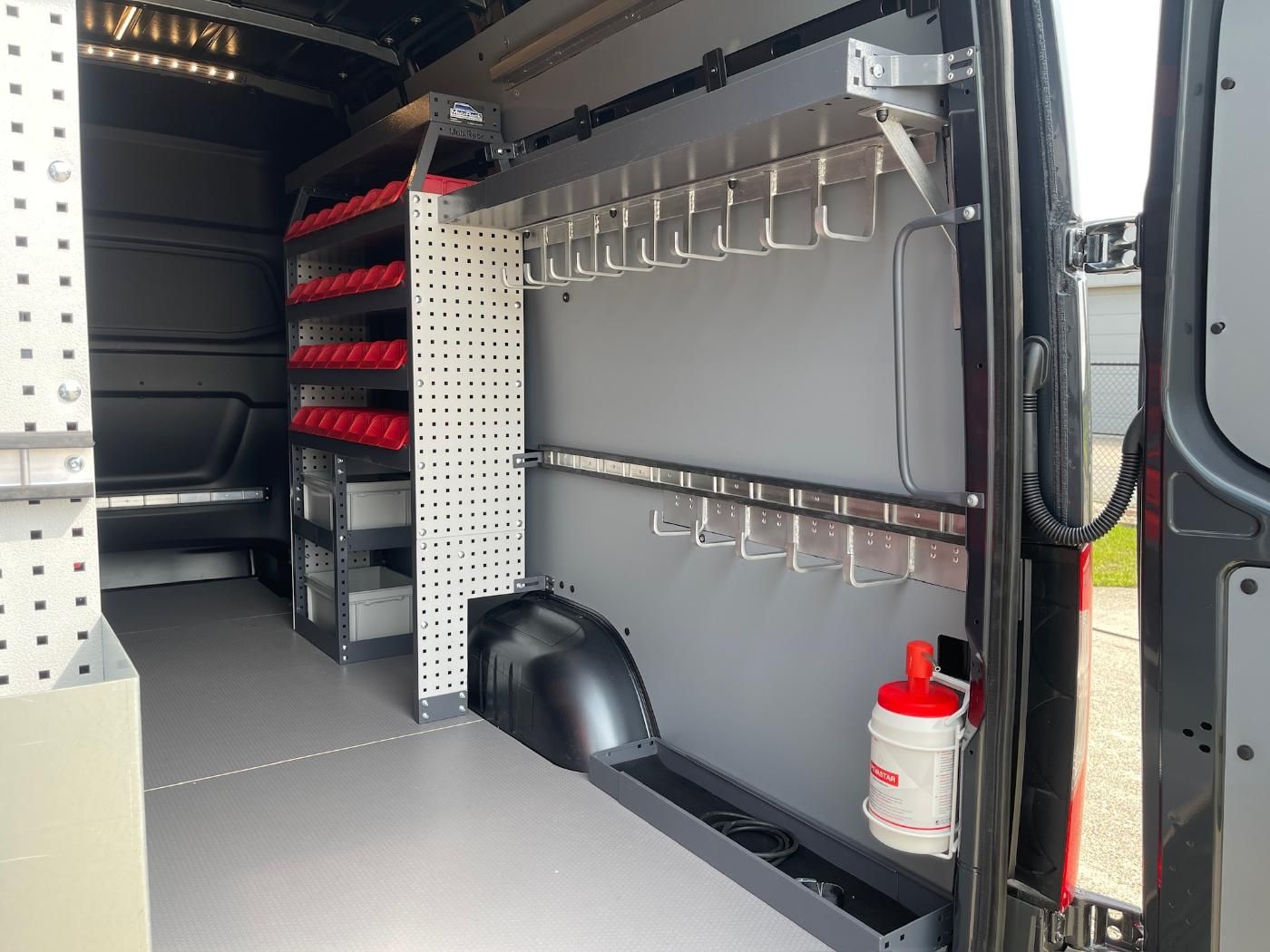 Reksystemen Op Maat Inrichting Bestelwagens 110