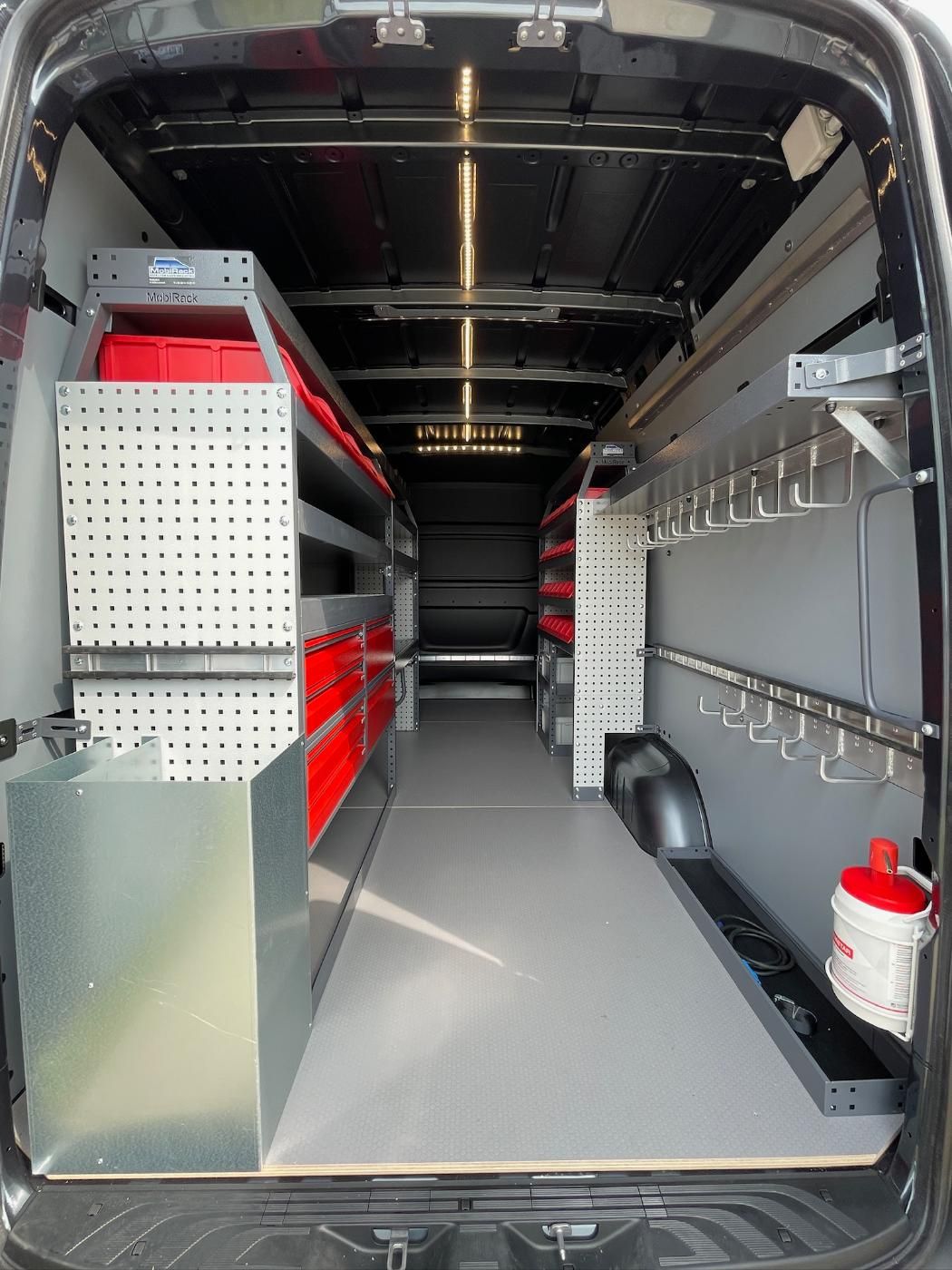 Reksystemen Op Maat Inrichting Bestelwagens 112