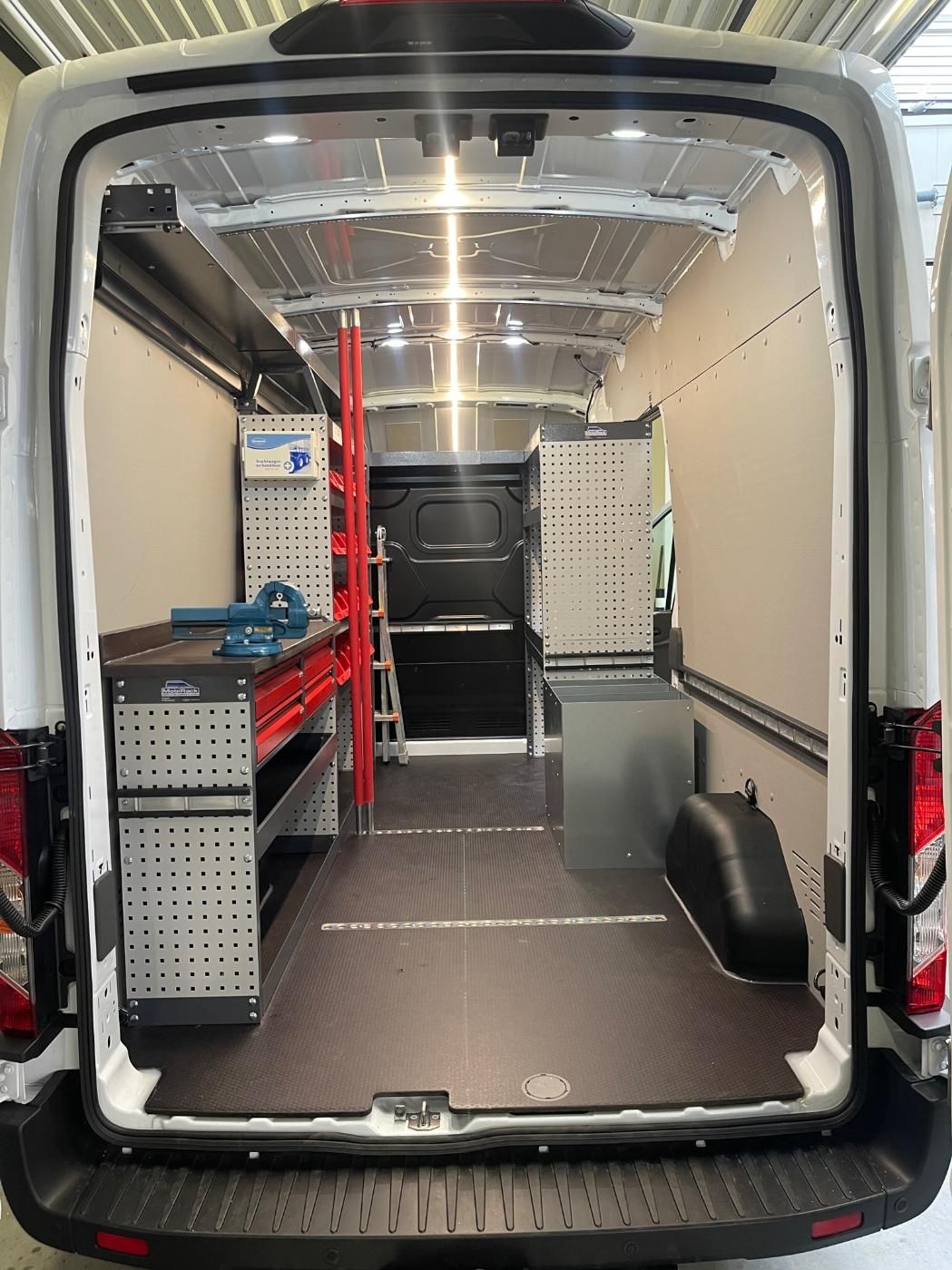 Reksystemen Op Maat Inrichting Bestelwagens 113