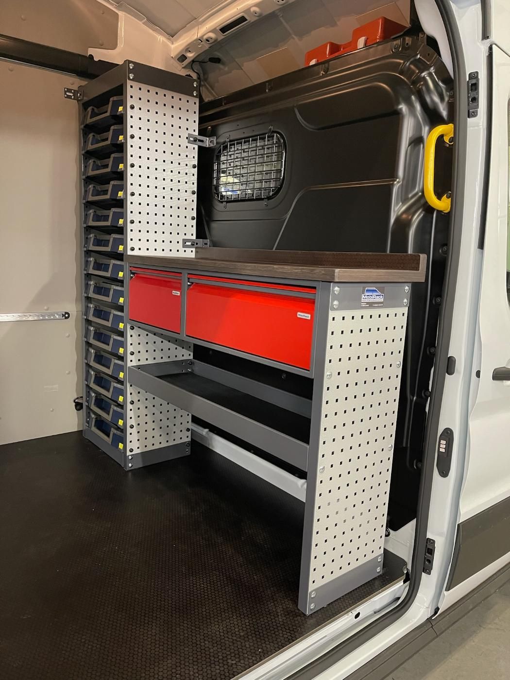 Reksystemen Op Maat Inrichting Bestelwagens 132